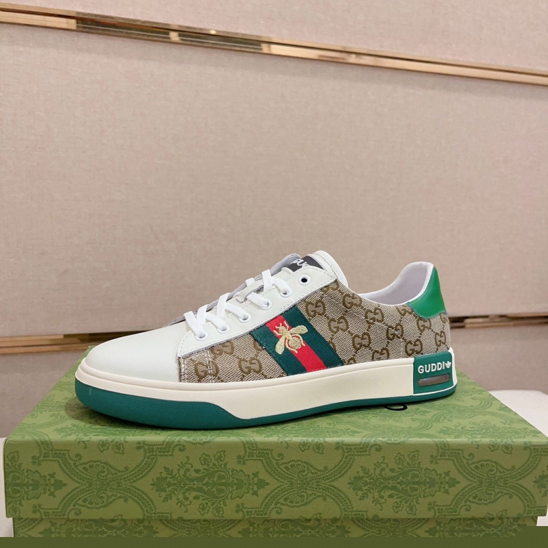 G*u*i casual shoes
